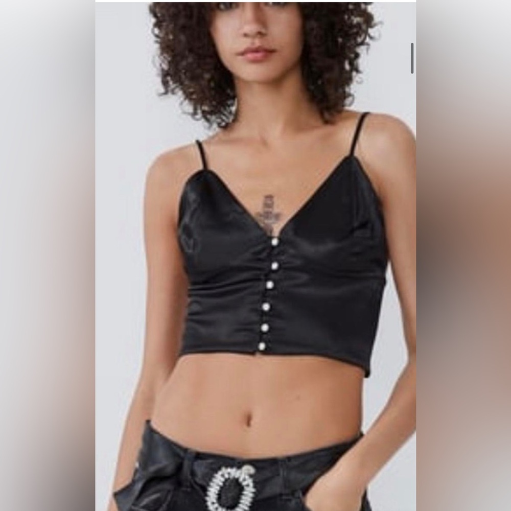 Zara Black Fitted Crop Camisole